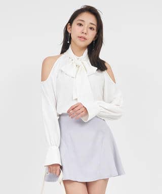 オープンショルダーボウタイブラウス