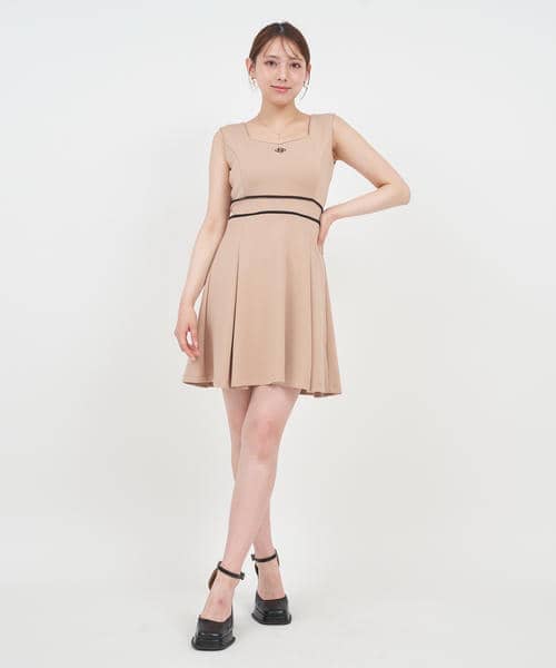 オリジナルロゴ刺繍カットミニフレアワンピース 詳細画像