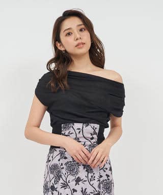 アシンメトリードレープカットトップス