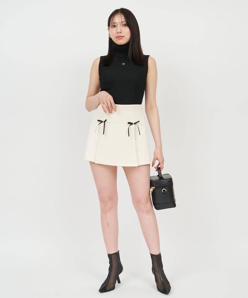 プレートニットチャーム付ノースリーブハイネックラメニットトップス 詳細画像 ブラック 2