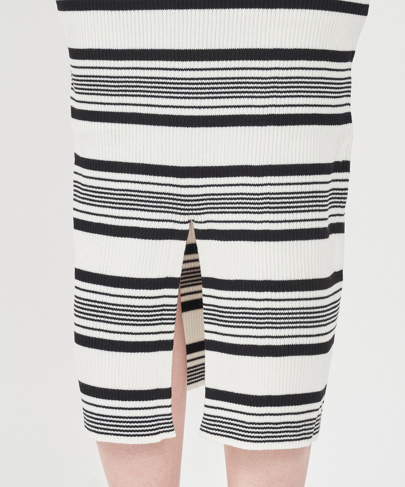 ポロ衿ロゴ刺しゅうニットワンピース 詳細画像 レッド 4