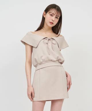 ハーフZIPオフショルカットトップス