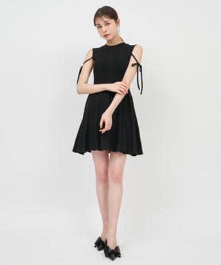 リボンストリングニットミニフレアワンピース