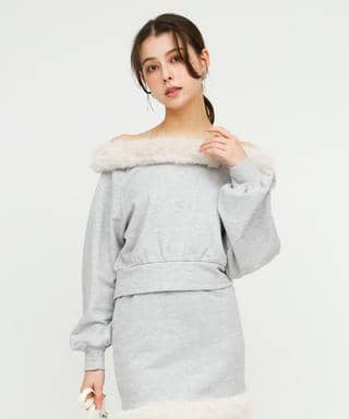 ファー付ラメ裏毛オフショルダートップス