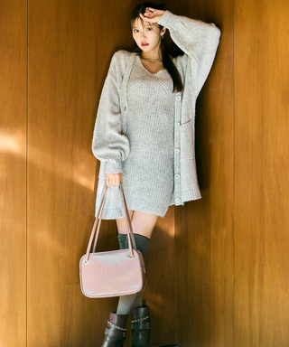 タイトニットミニワンピース×ミドルカーディガン