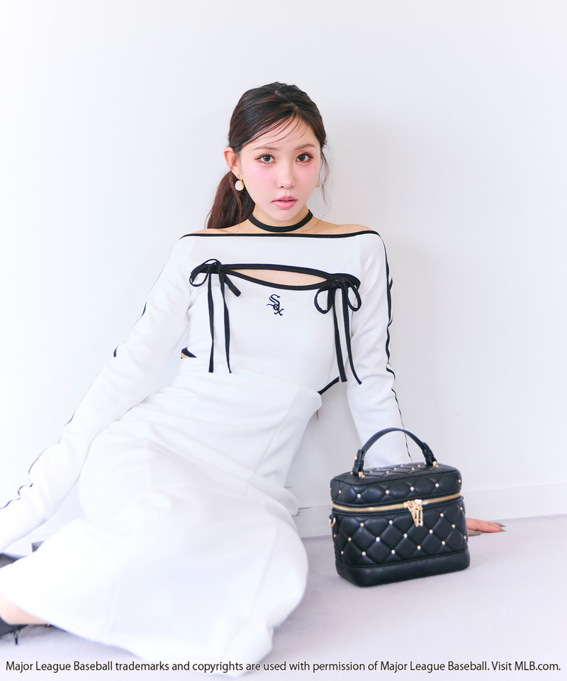 【GirlsAward2025 A/W 村山 彩希様・吉崎 綾様着用】【MLB】配色パイピングカットアウトワンピース 詳細画像 オフホワイト 4
