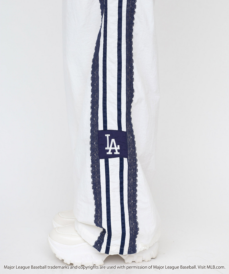 【GirlsAward2025 A/W 小川 桜花様着用】【MLB】トラックジャケット/レースラインパンツセットアップ 詳細画像 オフホワイト 10
