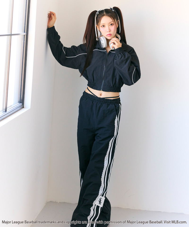 【GirlsAward2025 A/W 小川 桜花様着用】【MLB】トラックジャケット/レースラインパンツセットアップ 詳細画像 ブラック 11