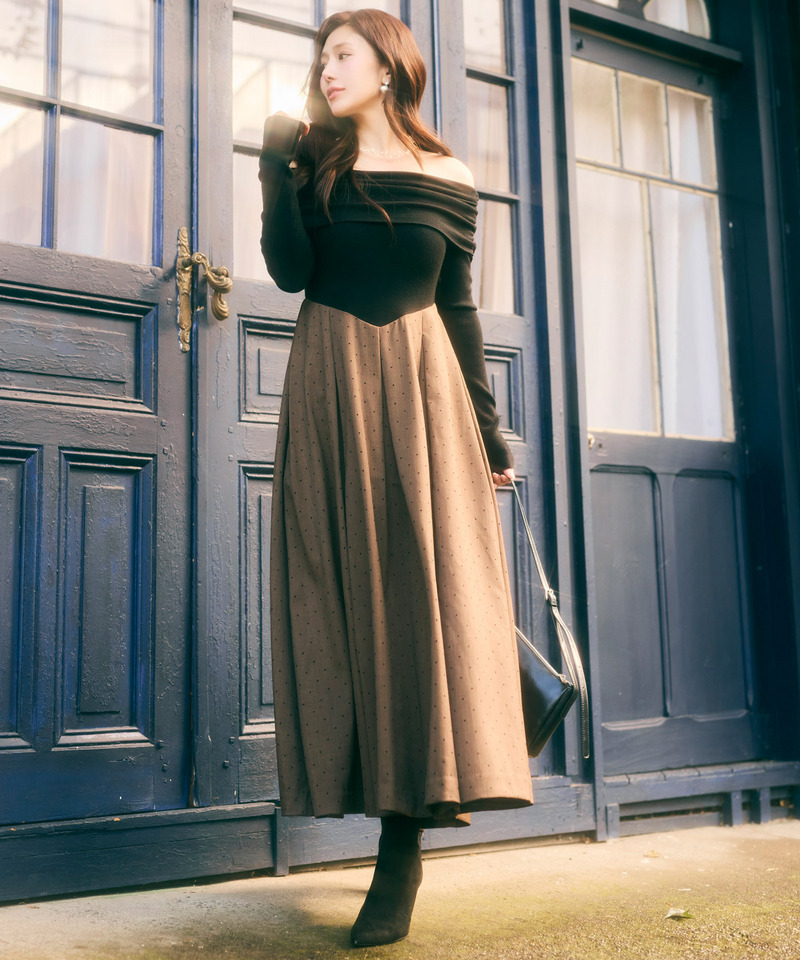 オフショルギャザードットフレアドッキングワンピース 詳細画像 ブラウン 1