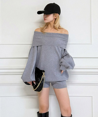 スパンコールニットオフショルトップス