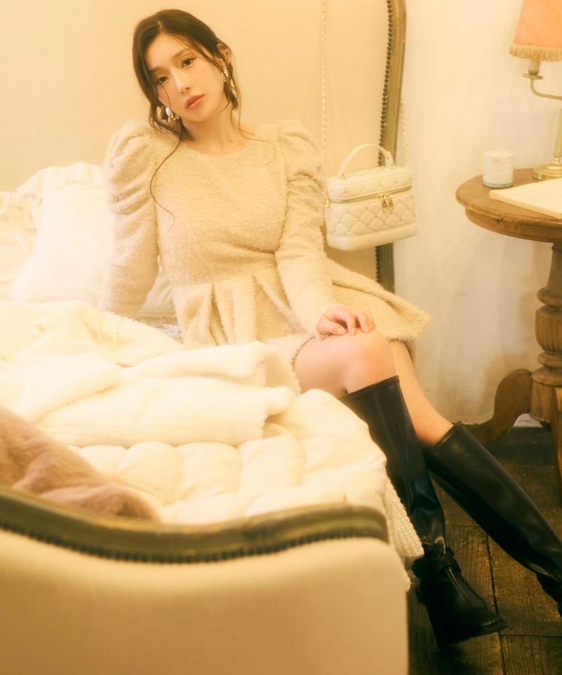 カールボア長袖ペプラムトップス 詳細画像 ベージュ 8