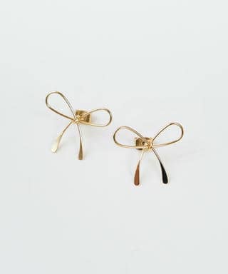 デリケートリボンピアス