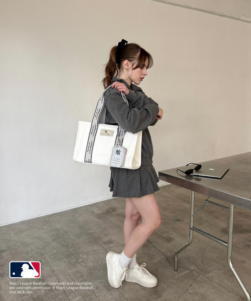 【MLB】テープロゴ キャンバストートバッグ 詳細画像 ネイビー 10