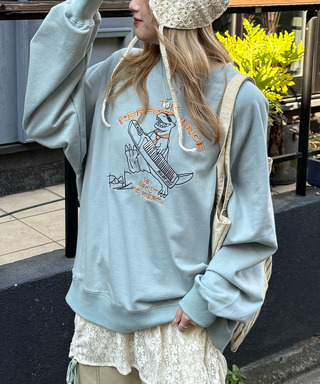 セッションしたい恐竜刺しゅうプルオーバー