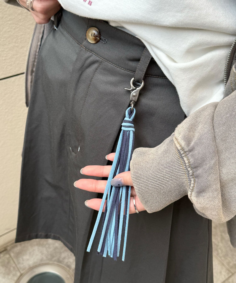 チャーム付きサイドプリーツミニスカート 詳細画像 ブラック系 3