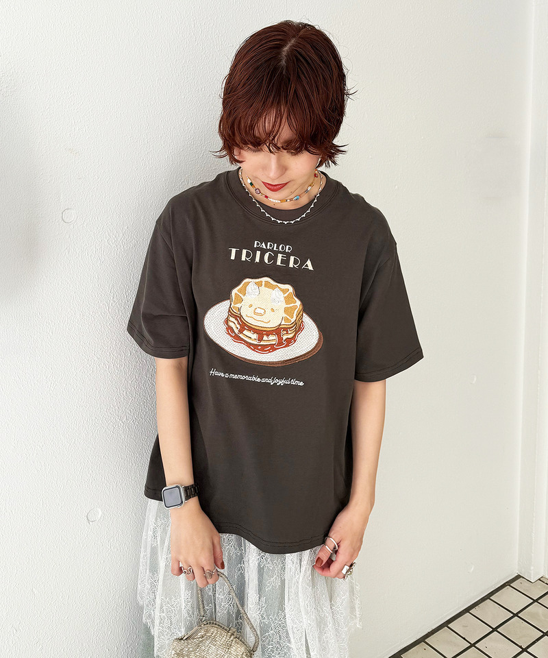 PARLOR刺しゅうTEE（パンケーキ） 詳細画像 ブラック系 2