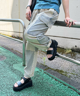 パネルヒッコリーオーバーダイデニムパンツ