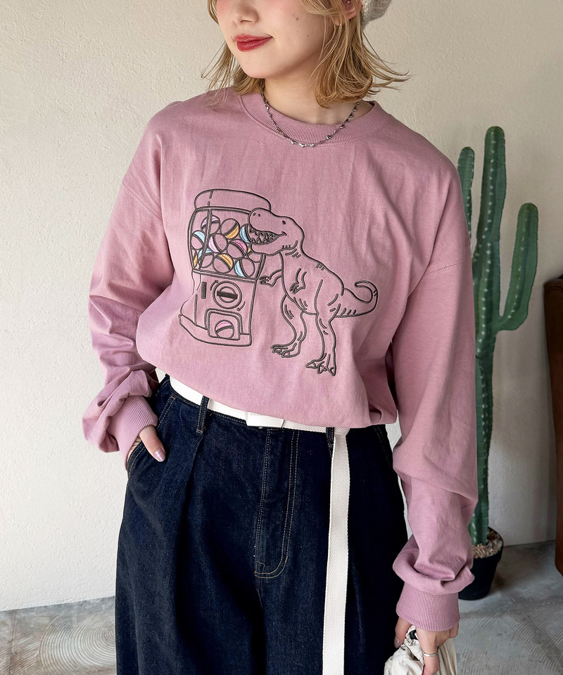 カプセルトイを回したい恐竜刺しゅうロンTEE 詳細画像 ピンク 3