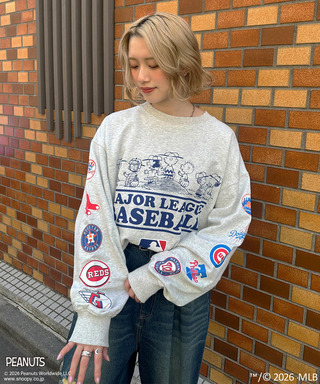 MLB&times;PEANUTS TEAM LOGO プリントスウェット