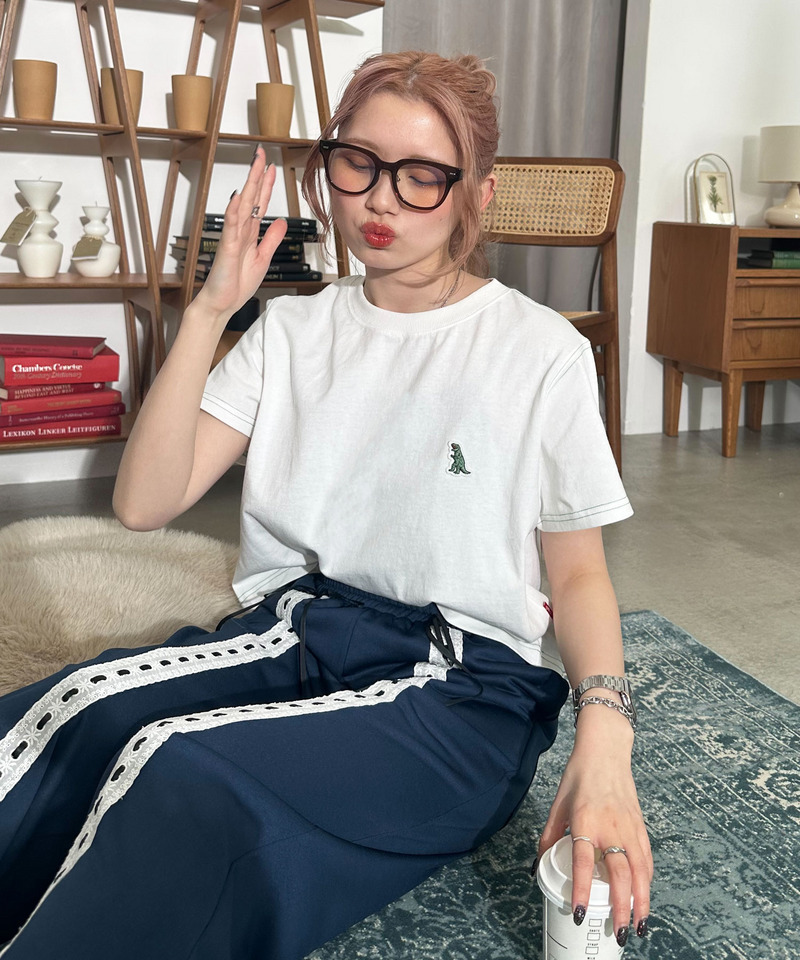 【m:rex】ミニ恐竜ワッペンコンパクトTEE 詳細画像 オフホワイト 1