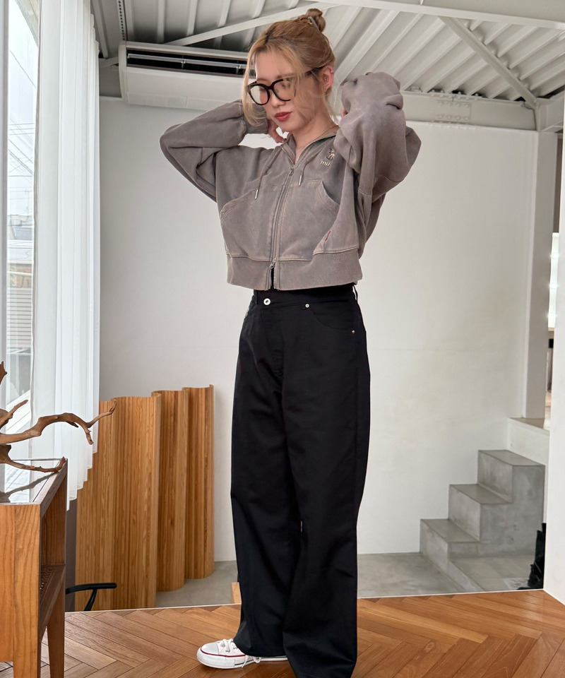 【m:rex】ミニ恐竜刺しゅうショート丈フードZIPパーカー 詳細画像 グレー 12