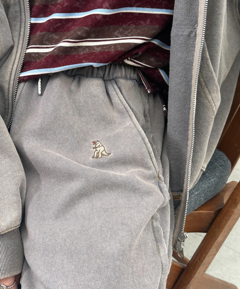 【m:rex】ミニ恐竜刺しゅうスウェットパンツ 詳細画像 グレー 4