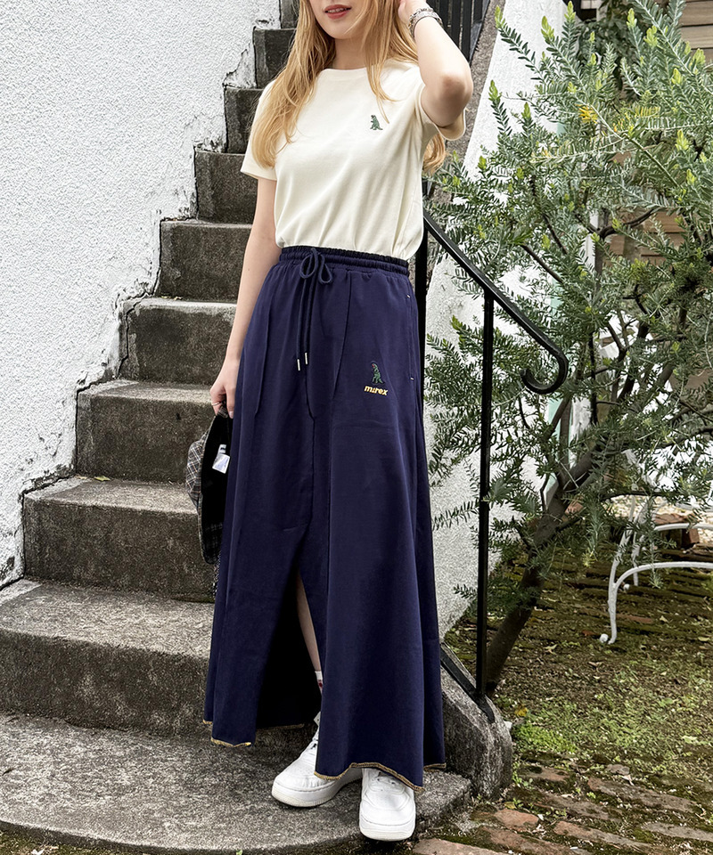 【m:rex】ミニ恐竜刺しゅうスリットAラインスカート 詳細画像 ネイビー 10