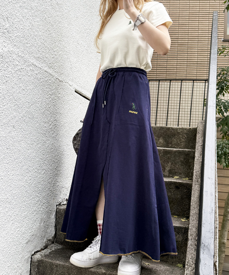 【m:rex】ミニ恐竜刺しゅうスリットAラインスカート 詳細画像 ネイビー 4