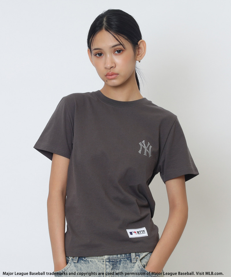 【MLB】Rhinestone-Embellished Tee 詳細画像 ブラック系 1