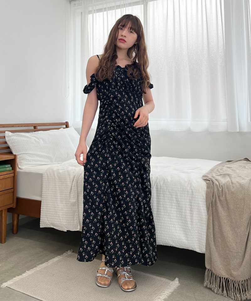 【＠onefive MOMO様 着用】ギャザーワンピース 詳細画像 ブラック 2