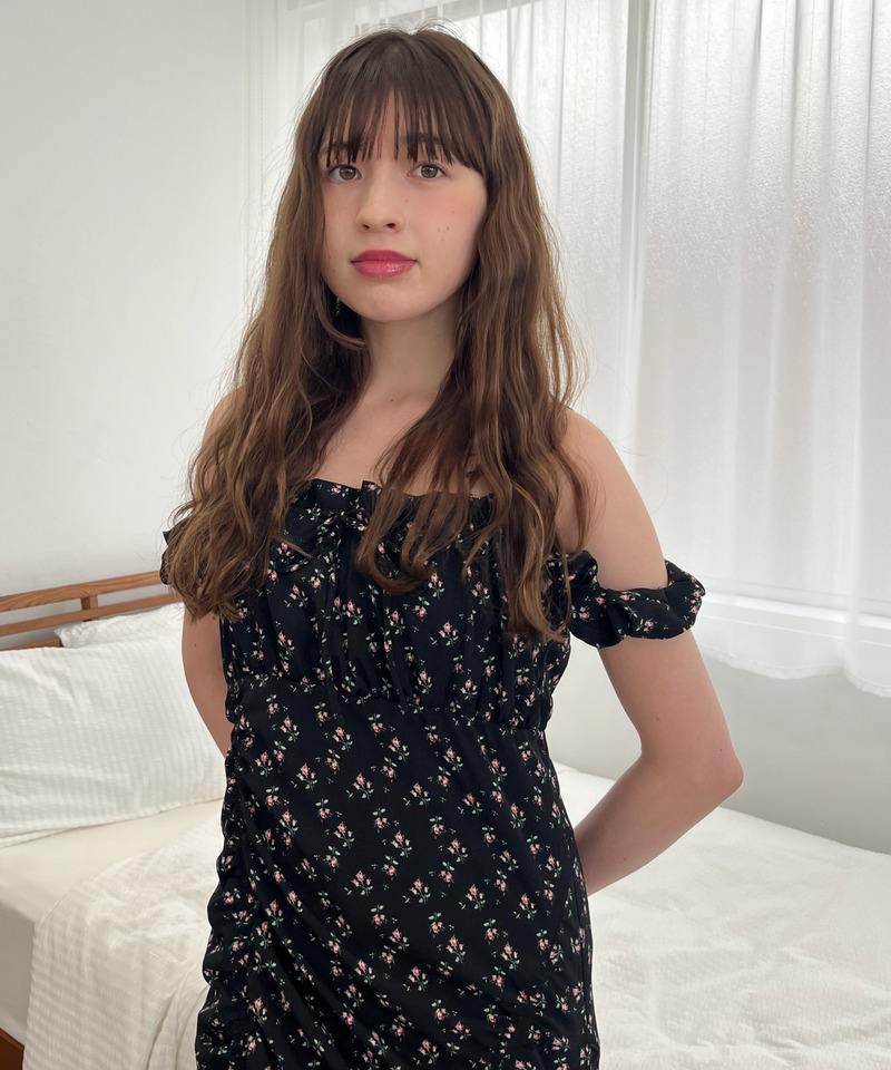 【＠onefive MOMO様 着用】ギャザーワンピース 詳細画像 ブラック 4