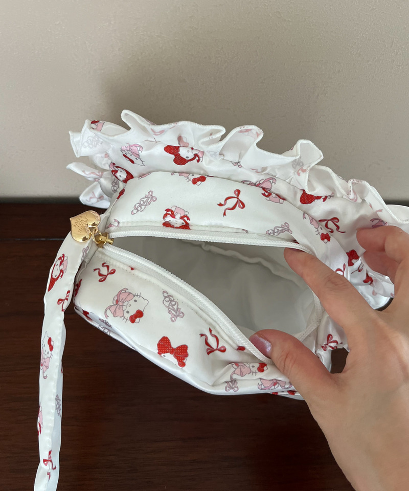 Balletcore【HELLO KITTY】FACE DESIGN TOTE BAG 詳細画像 オフホワイト 11