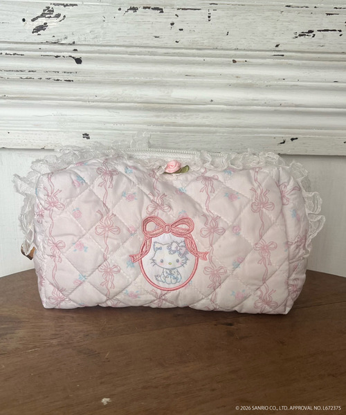 【CHARMMY KITTY】QUILTING APPLIQUE POUCH 詳細画像