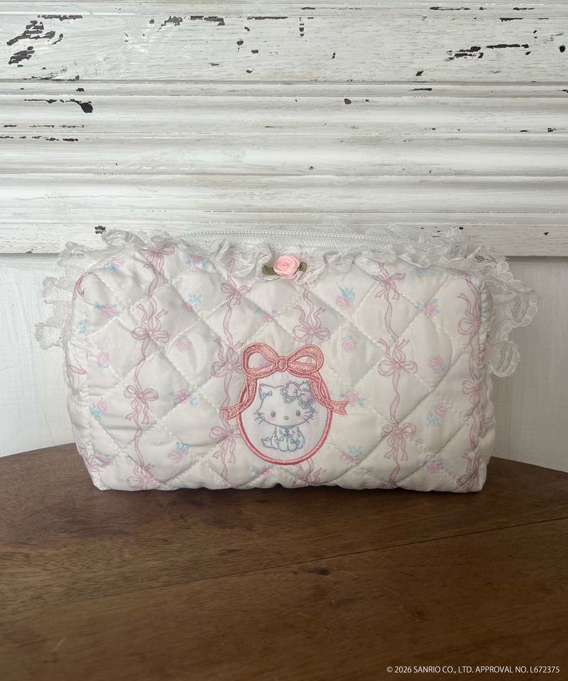 【CHARMMY KITTY】QUILTING APPLIQUE POUCH 詳細画像 オフホワイト 1