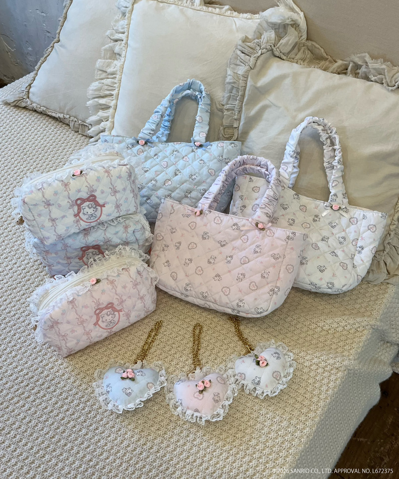 【CHARMMY KITTY】QUILTING APPLIQUE POUCH 詳細画像 オフホワイト 6