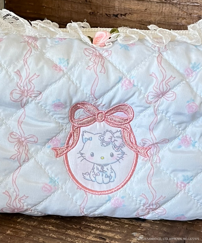 【CHARMMY KITTY】QUILTING APPLIQUE POUCH 詳細画像 ブルー 4