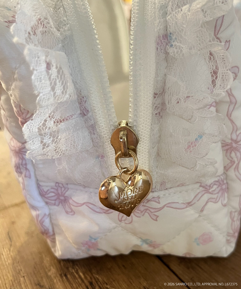 【CHARMMY KITTY】QUILTING APPLIQUE POUCH 詳細画像 ブルー 6
