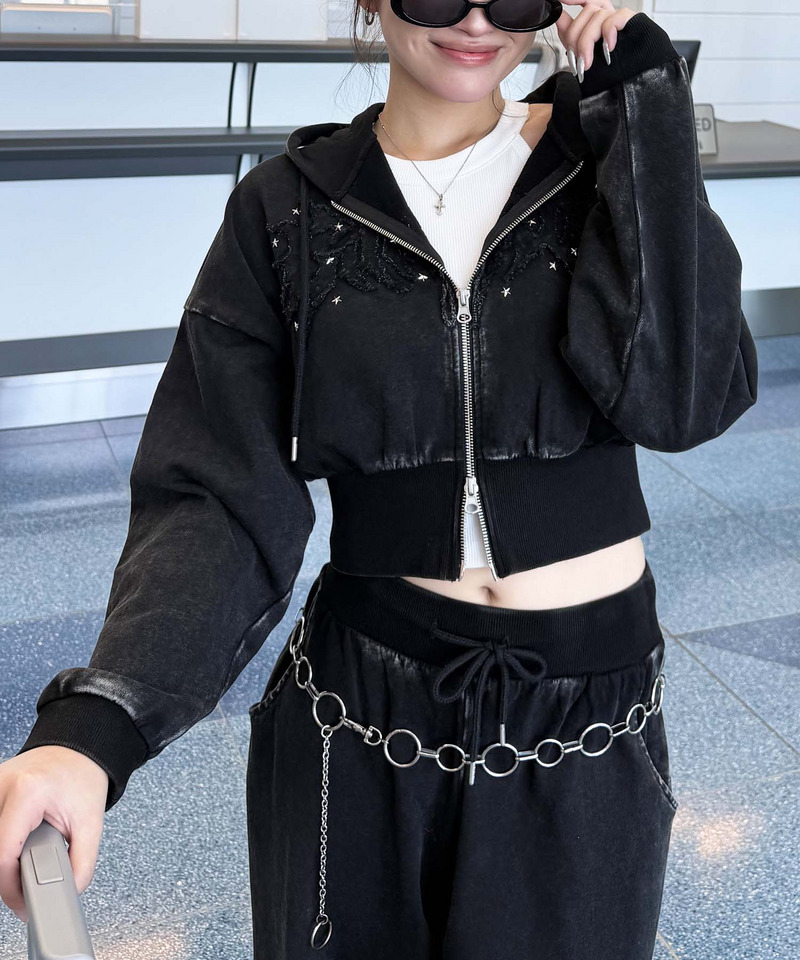 アイレットクラッシュロゴショートパーカー 詳細画像 ブラック 3