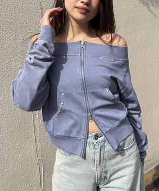 フロストオフショルトップス