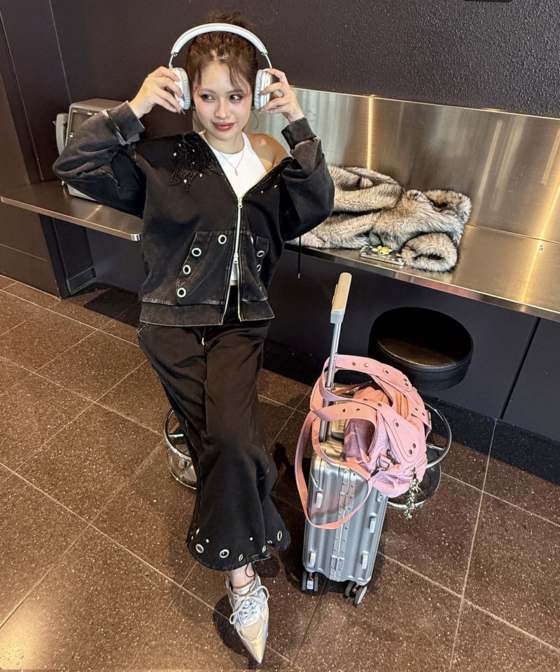 アイレットクラッシュロゴオーバーパーカー 詳細画像 ブラック 13