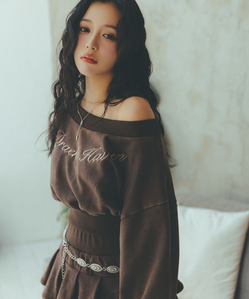 ロゴ刺しゅうワンショルダートップス 詳細画像 ブラウン 1