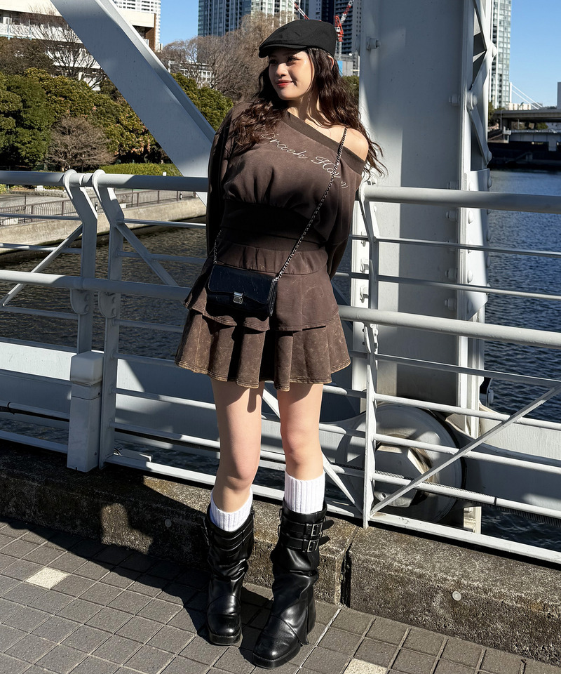 ロゴ刺しゅうワンショルダートップス 詳細画像 ブラウン 19