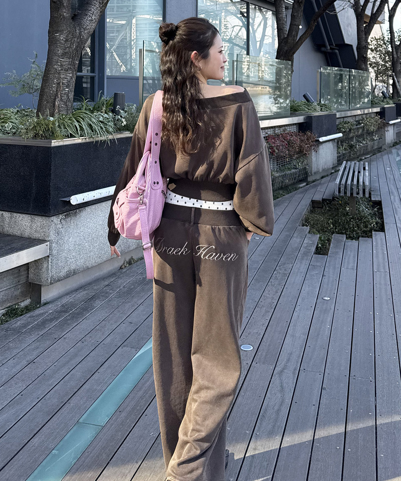 ロゴ刺しゅうワンショルダートップス 詳細画像 ブラウン 23