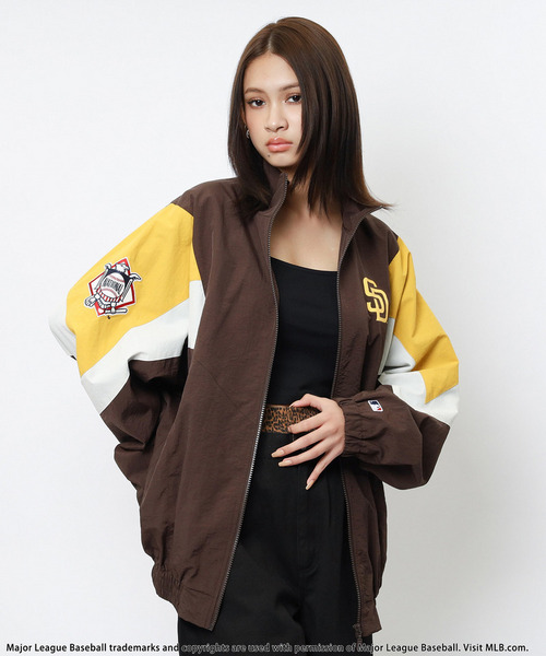 【MLB】ドルマン配色ナイロンブルゾン 詳細画像