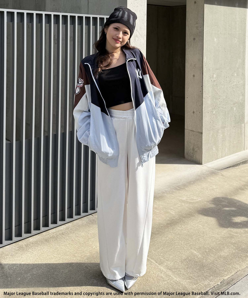 【MLB】ドルマン配色ナイロンブルゾン 詳細画像 ブルー系 4