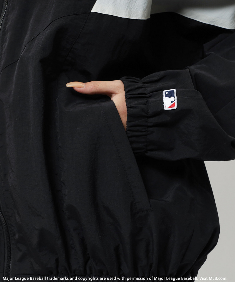 【MLB】ドルマン配色ナイロンブルゾン 詳細画像 ブラック系 15