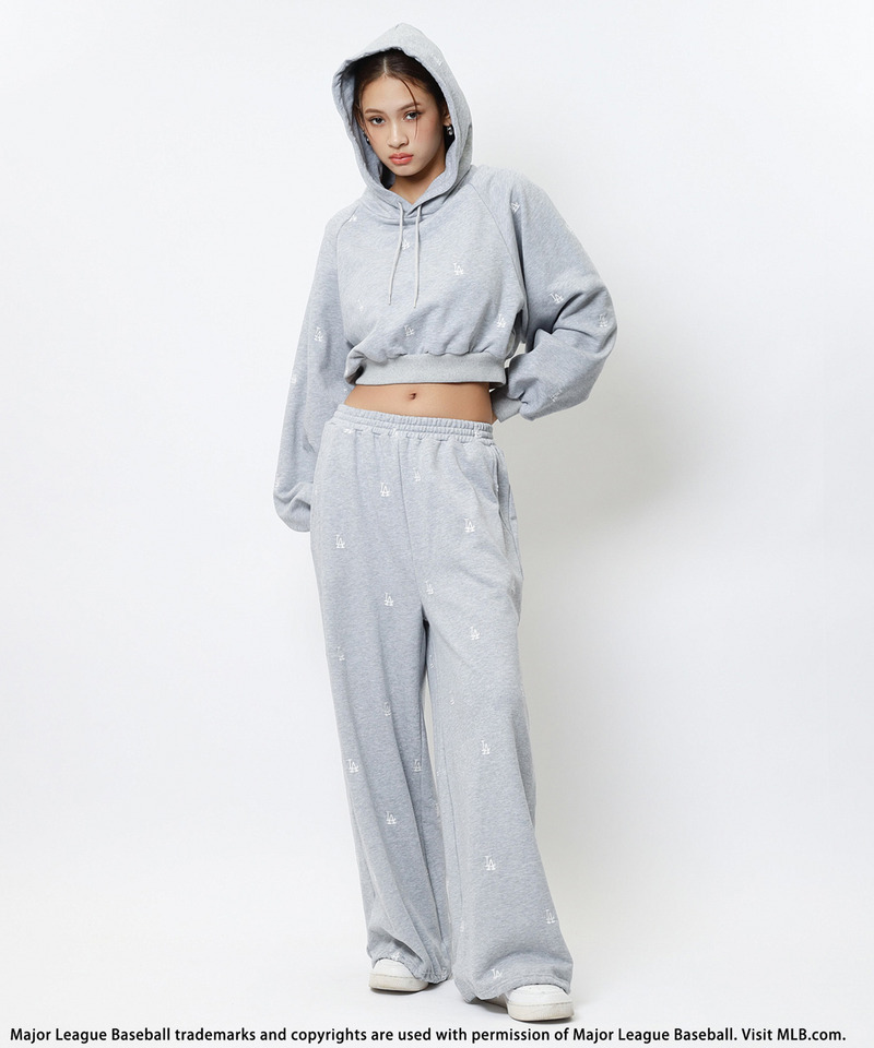 【MLB】総柄刺しゅうロゴフーディセットアップ 詳細画像 グレー 8