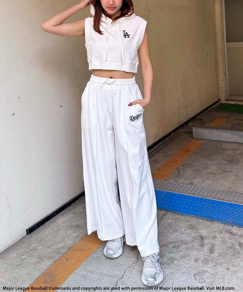 【MLB】ロゴパイルフーディーセットアップ 詳細画像 ホワイト 8