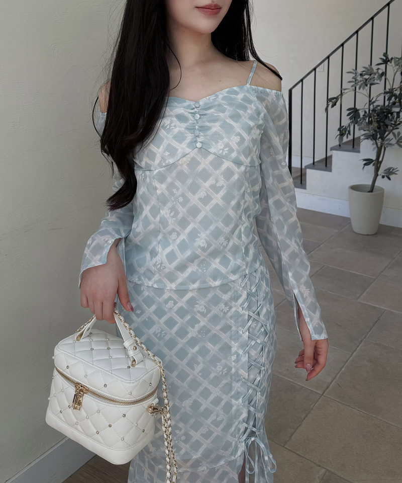 オリジナルフラワー柄オフショルダーブラウス 詳細画像 ブルー 11