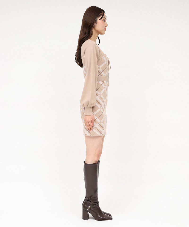 デコルテオープンチェックタイトニットミニワンピース 詳細画像 ベージュ 2